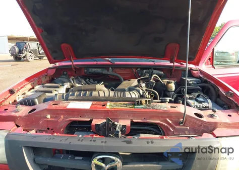 2006 Mazda B3000 z USA, uszkodzony, nr VIN 4F4YR46U26PM00093